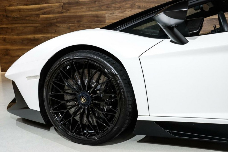 Lamborghini Aventador 6.5 V12 LP 750-4  occasion  Beaupuy - photo n6