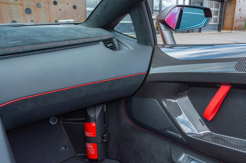 Lamborghini Aventador 6.5 V12 LP 750-4  occasion  Beaupuy - photo n5