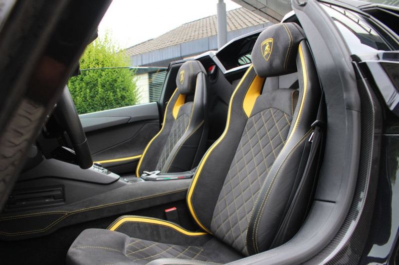 Lamborghini Aventador S 6.5 V12 740  occasion  Beaupuy - photo n5