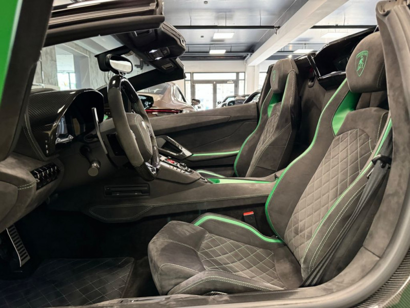 Lamborghini Aventador S 6.5 V12 740  occasion  Beaupuy - photo n4