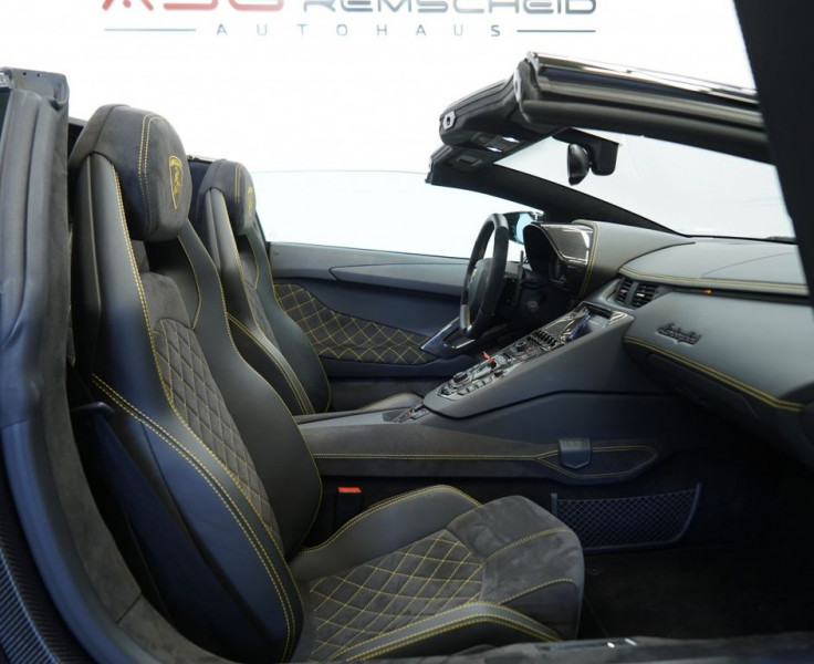 Lamborghini Aventador S 6.5 V12 740  occasion  Beaupuy - photo n4