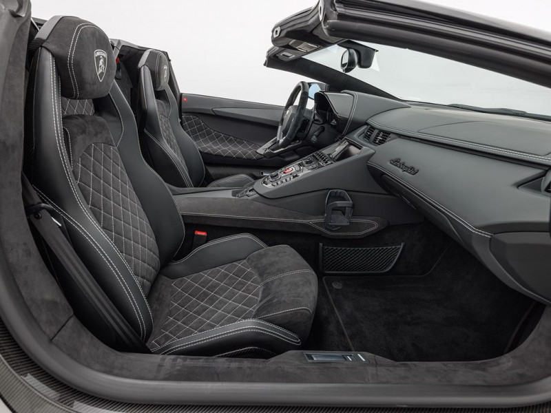 Lamborghini Aventador S 6.5 V12 740  occasion  Beaupuy - photo n5