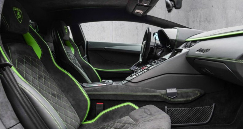Lamborghini Aventador S coupe Verde Mantis  occasion � Sainte Genevi�ve Des Bois - photo n�6