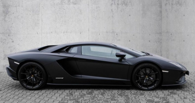Lamborghini Aventador S coupe Verde Mantis  occasion � Sainte Genevi�ve Des Bois - photo n�2
