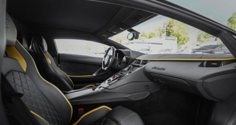 Lamborghini Aventador S LP 740-4 ISR 6.5 V12 / Carbone  occasion à Mudaison - photo n°4