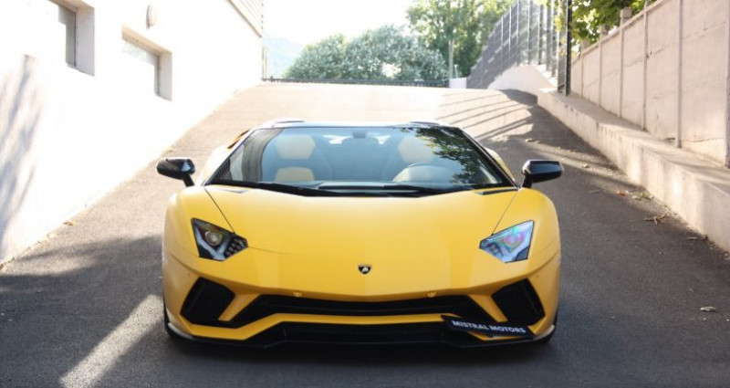 Lamborghini Aventador S Roadster LP 740-4  occasion  LA PENNE SUR HUVEAUNE - photo n2