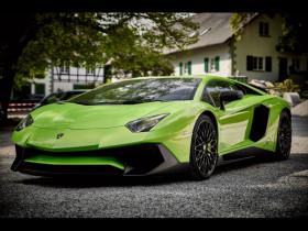 Lamborghini Aventador occasion 2018 mise en vente à BEAUPUY par le garage PRESTIGE AUTOMOBILE - photo n°1