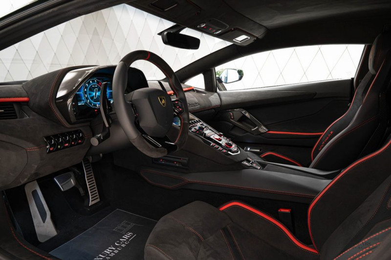 Lamborghini Aventador Ultimae 6.5 V12 780  occasion  Beaupuy - photo n4