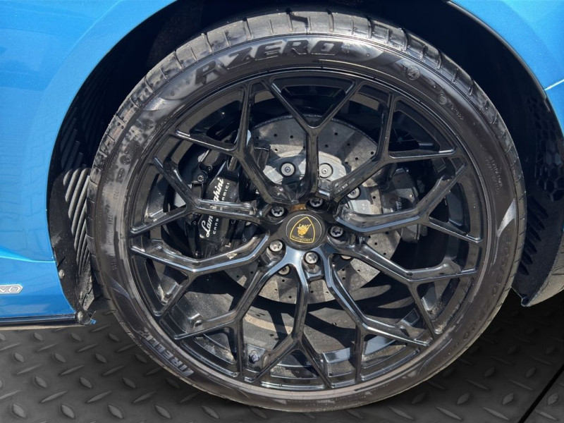 Lamborghini Huracan Evo 5.2 V10 640 4WD LDF7  occasion  Beaupuy - photo n5