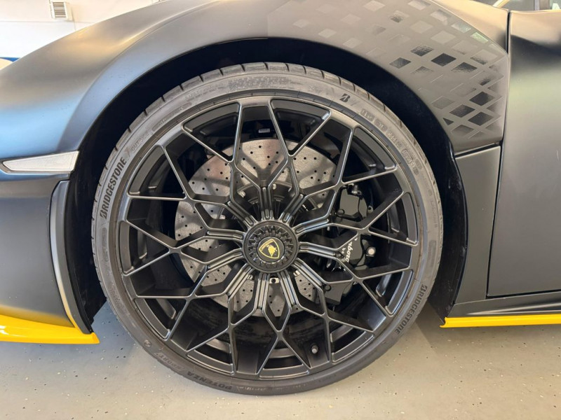 Lamborghini Huracan STO 5.2 V10 640 RWD LDF7  occasion  Beaupuy - photo n7