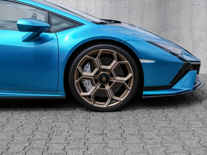 Lamborghini Huracan Tecnica 5.2 V10 640 RWD LDF7  occasion  Beaupuy - photo n5