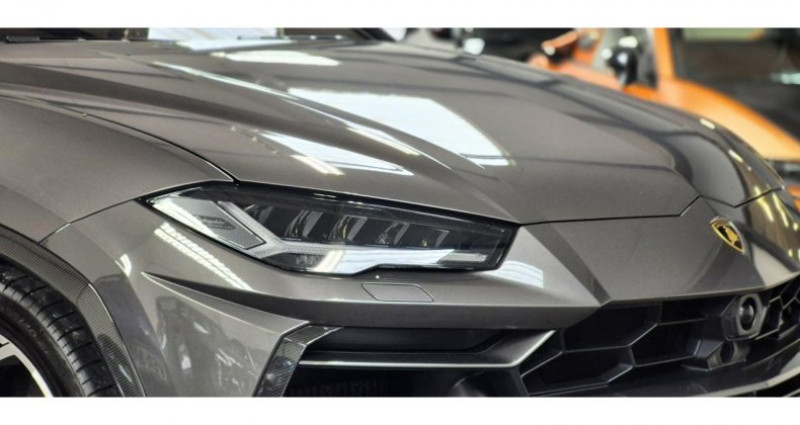 Lamborghini Urus 4.0i V8 Biturbo 650 / CARBONE / CUIR VINTAGE / JANTES 22 / H  occasion à SAINT LAURENT DU VAR - photo n°2