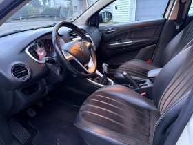 Lancia Delta 1.4 16v T-jet 150 Di Lusso  occasion � Castelmaurou - photo n�3