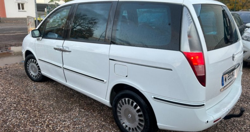 Lancia Phedra 3.0 V6 24V Auto Emblema 2004 - photo n°2 Lancia Phedra 3.0 V6 24V Auto Emblema  occasion à Uckange - photo n°2