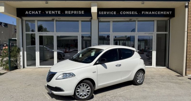 Lancia Ypsilon 1.2 8V PLATINUM STOP&START 5P 2013 Lancia Ypsilon 1.2 8V PLATINUM STOP&START 5P  occasion à FUVEAU