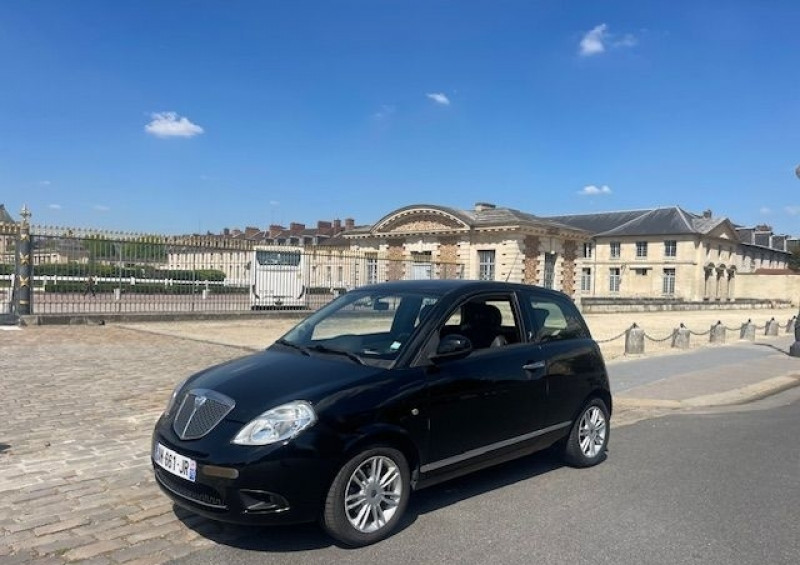 Lancia Ypsilon BVA II (2) 1.4 16V 95 DFS PLATINO