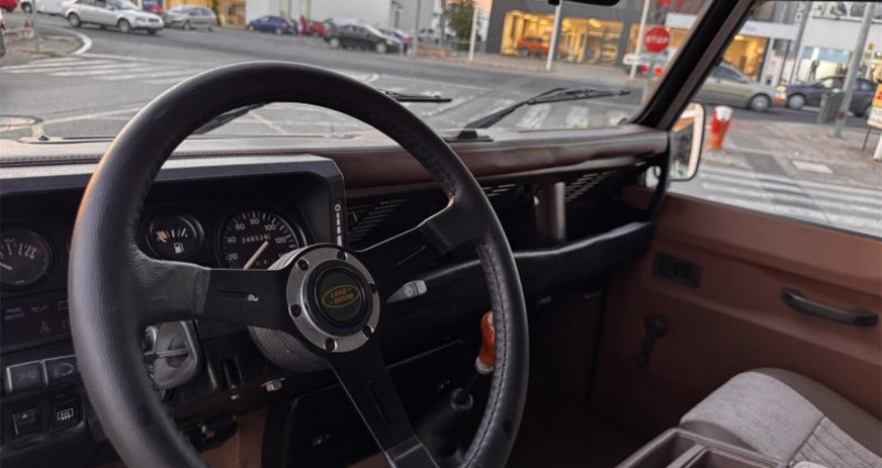 Land rover Defender 110 110 1992 - photo n°7 Land rover Defender 110 110  occasion à LYON - photo n°7