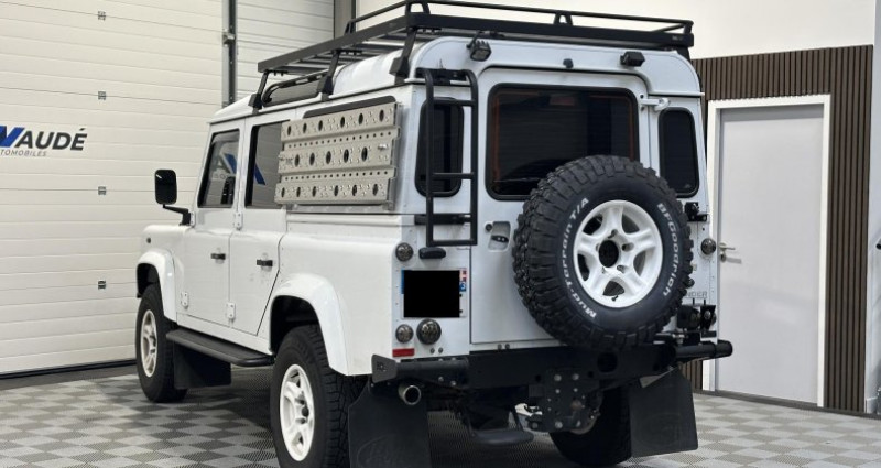 Land rover Defender 110 TD4 SW 122 ch 7places 2012 - photo n°4 Land rover Defender 110 TD4 SW 122 ch 7places  occasion à CHAPONOST - photo n°4