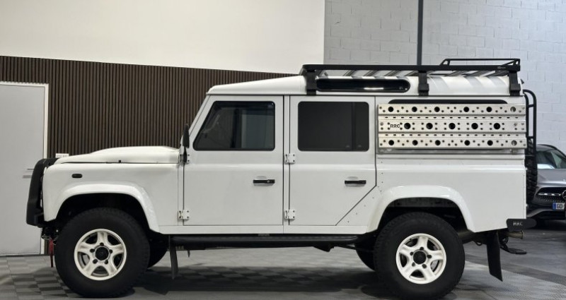 Land rover Defender 110 TD4 SW 122 ch 7places 2012 - photo n°7 Land rover Defender 110 TD4 SW 122 ch 7places  occasion à CHAPONOST - photo n°7