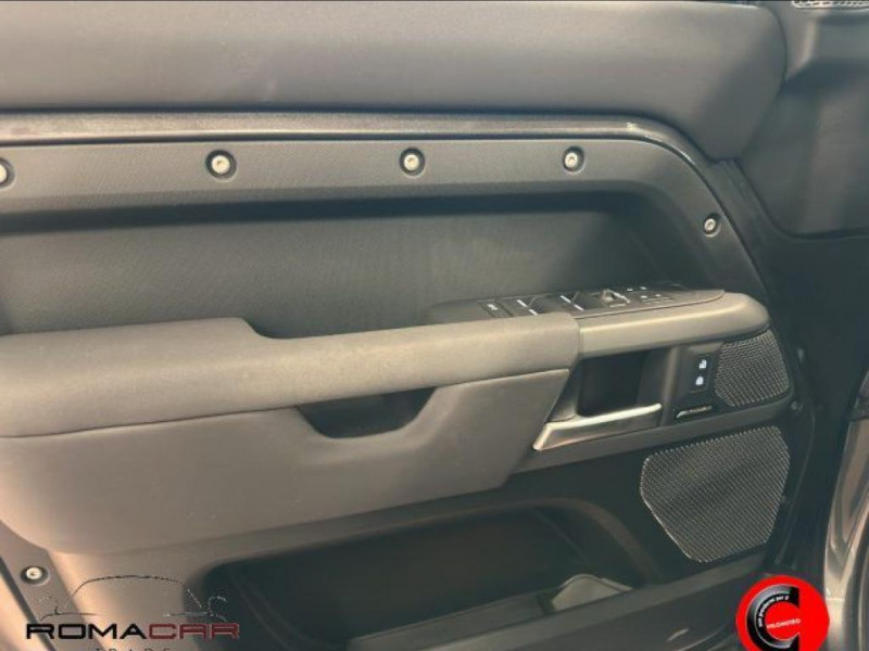 Land rover Defender LAND ROVER Defender 110 3.0D I6 200 CV AWD Auto 2023 - photo n°11 Land rover Defender LAND ROVER Defender 110 3.0D I6 200 CV AWD Auto  occasion à L'Union - photo n°11