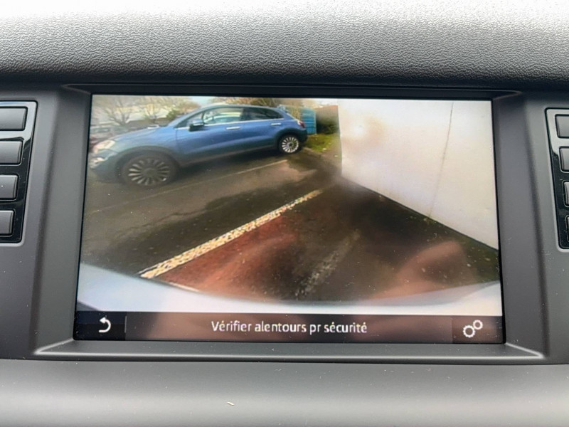 Land rover Discovery Sport Discovery Sport Mark IV TD4 150ch Business 5p  occasion � Libourne - photo n�10