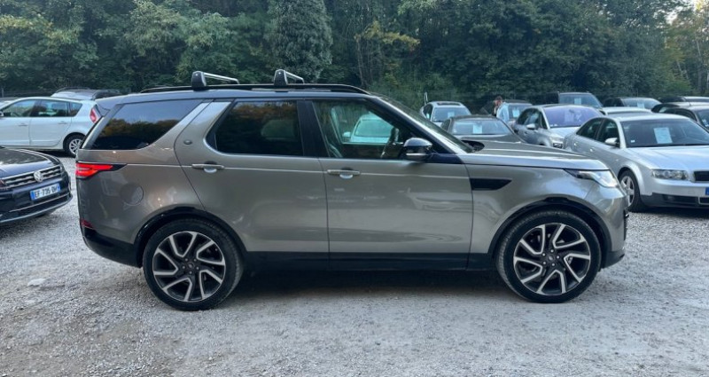 Land rover Discovery 2.0 SD4 240cv 4x4 HSE BVA 7pl 2017 - photo n°5 Land rover Discovery 2.0 SD4 240cv 4x4 HSE BVA 7pl  occasion à Sathonay-Camp - photo n°5