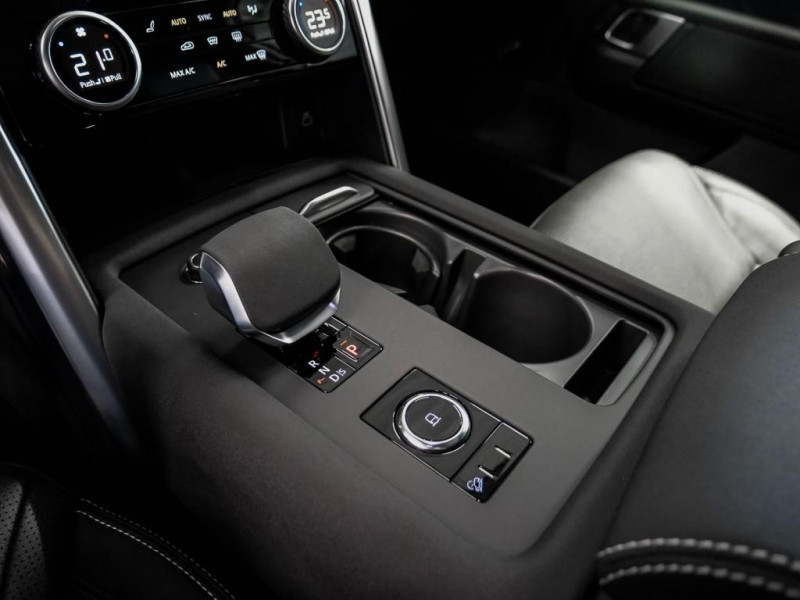 Land rover Discovery 5 Dynamic SE D300 AWD EU6d Allrad AHK 2023 - photo n°12 Land rover Discovery 5 Dynamic SE D300 AWD EU6d Allrad AHK  occasion à L'Union - photo n°12