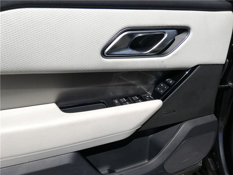 Land rover Range Rover Velar D240 BVA SE 2018 - photo n°17 Land rover Range Rover Velar D240 BVA SE  occasion à Toulouse - photo n°17