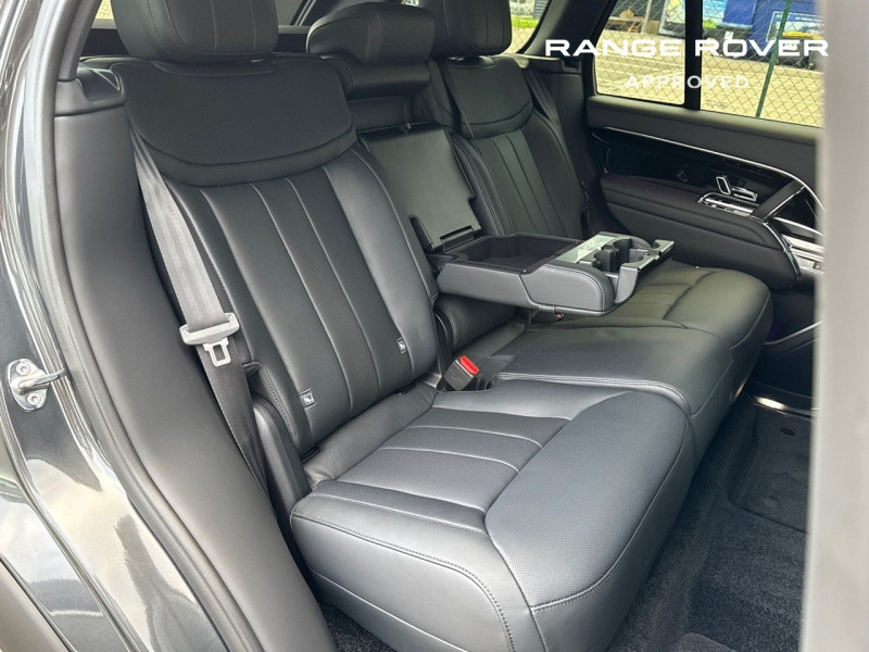 Land rover Range Rover 3.0 P460e 460ch PHEV HSE SWB 2024 - photo n°11 Land rover Range Rover 3.0 P460e 460ch PHEV HSE SWB  occasion à Barberey-Saint-Sulpice - photo n°11