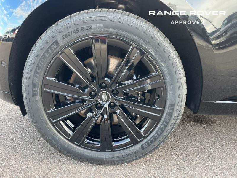 Land rover Range Rover 3.0 P550e 550ch PHEV Autobiography SWB 2025 - photo n°4 Land rover Range Rover 3.0 P550e 550ch PHEV Autobiography SWB  occasion à Barberey-Saint-Sulpice - photo n°4