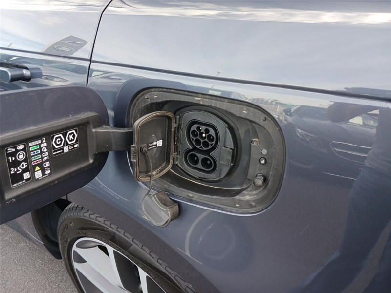 Land rover Range Rover P440E 3.0L I6 PHEV 440CH Dynamic SE 2023 - photo n°10 Land rover Range Rover P440E 3.0L I6 PHEV 440CH Dynamic SE  occasion à PERPIGNAN - photo n°10