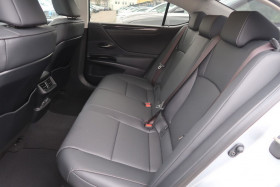 Lexus ES 300h  occasion  Beaupuy - photo n5