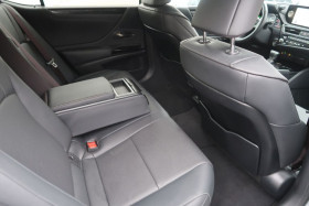 Lexus ES 300h  occasion  Beaupuy - photo n5
