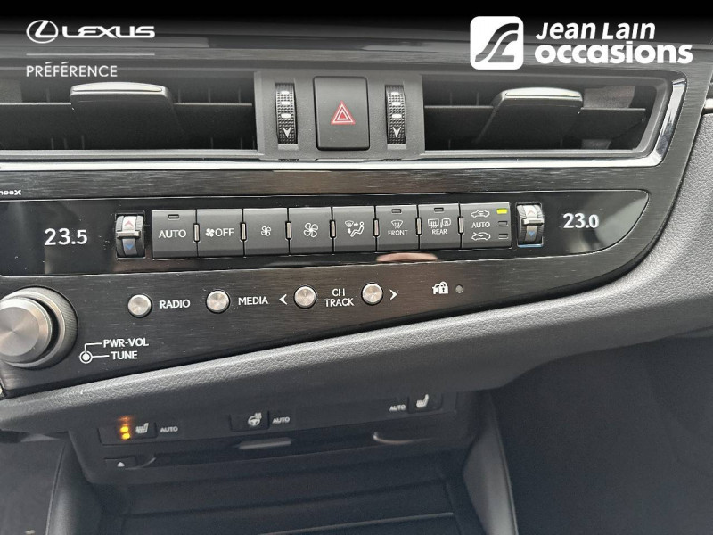 Lexus ES ES 300h  4p  occasion à Seyssinet-Pariset - photo n°14