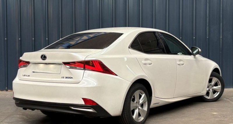 Lexus IS 300H phase 2 Business 223ch Garantie 1 An Parfait Etat Camér 2018 - photo n°4 Lexus IS 300H phase 2 Business 223ch Garantie 1 An Parfait Etat Camér  occasion à Halluin - photo n°4