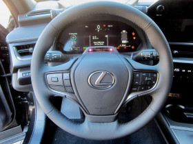 Lexus UX 250h 2WD  occasion  Beaupuy - photo n6