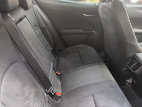 Lexus UX 250h 2WD  occasion  Beaupuy - photo n5