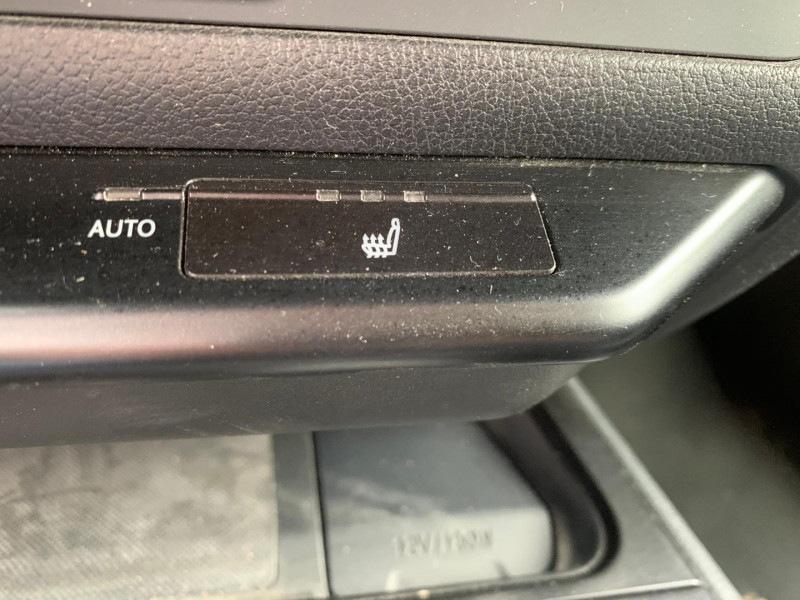 Lexus UX 250H 4WD LUXE MY19 2019 - photo n°10 Lexus UX 250H 4WD LUXE MY19  occasion à Albi - photo n°10