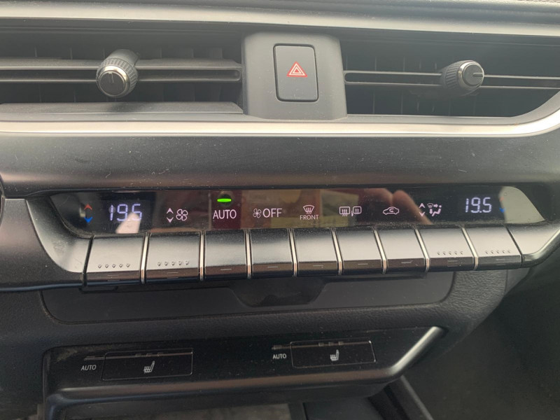 Lexus UX 250H 4WD LUXE MY19 2019 - photo n°17 Lexus UX 250H 4WD LUXE MY19  occasion à Albi - photo n°17