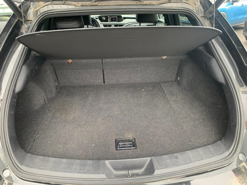 Lexus UX 250H 4WD LUXE MY19 2019 - photo n°18 Lexus UX 250H 4WD LUXE MY19  occasion à Albi - photo n°18