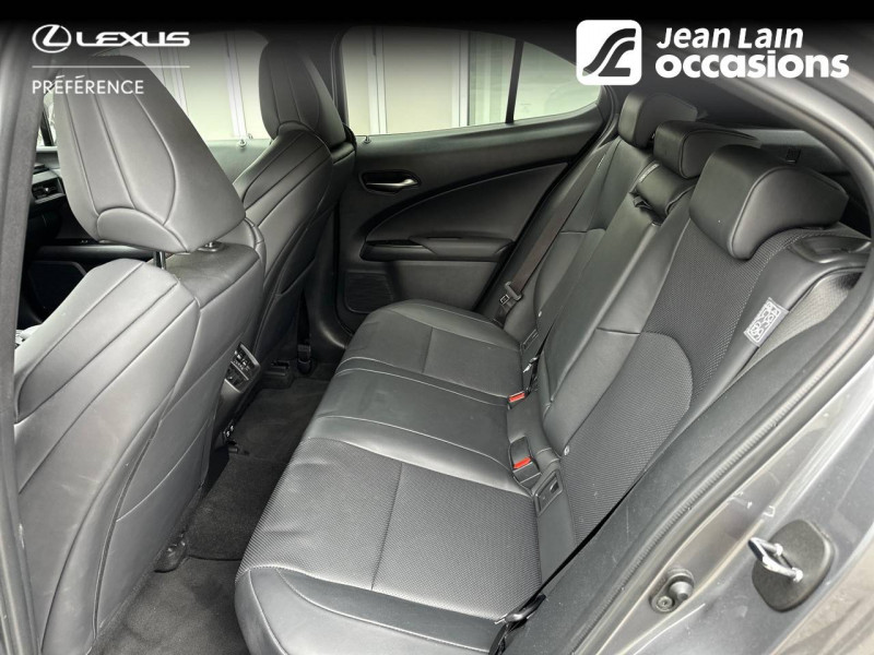 Lexus UX UX 250h 4WD F SPORT Executive 5p  occasion à Seyssinet-Pariset - photo n°17