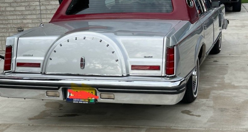 Lincoln Continental  1983 Lincoln Continental   occasion à LYON