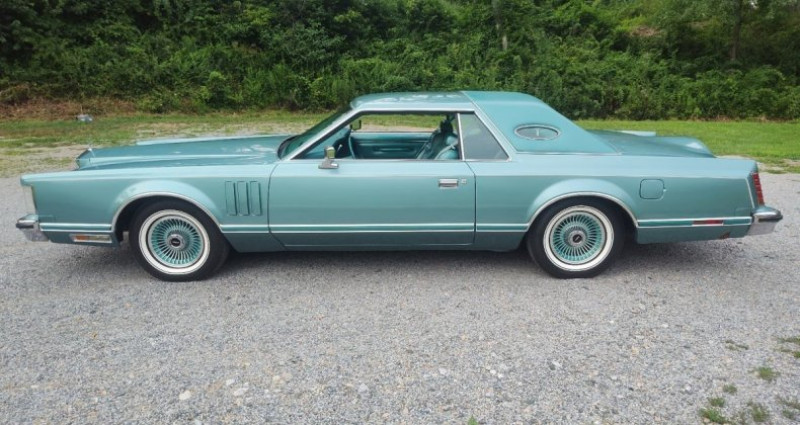 Lincoln Mark V  1979 - photo n°4 Lincoln Mark V   occasion à LYON - photo n°4