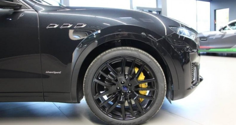 Maserati Levante 3.0 V6 430ch S Q4 GranSport 273g 2018 - photo n°2 Maserati Levante 3.0 V6 430ch S Q4 GranSport 273g  occasion à AIX EN PROVENCE - photo n°2