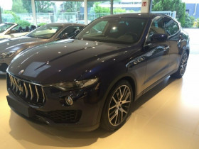 Maserati Levante Bleu, garage PRESTIGE AUTOMOBILE  BEAUPUY