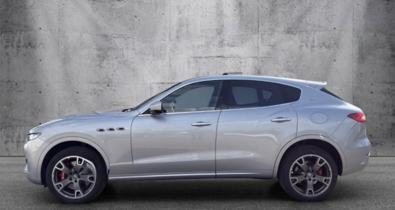 Maserati Levante 3.0i V6 S&S - 430 - BVA GranLusso S Q4 PHASE 1 2018 - photo n°7 Maserati Levante 3.0i V6 S&S - 430 - BVA GranLusso S Q4 PHASE 1  occasion à Ozoir-la-Ferrière - photo n°7