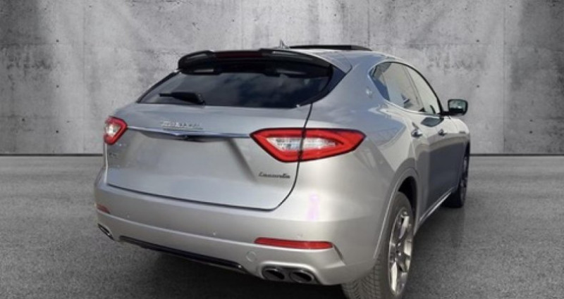 Maserati Levante 3.0i V6 S&S - 430 - BVA GranLusso S Q4 PHASE 1 2018 - photo n°6 Maserati Levante 3.0i V6 S&S - 430 - BVA GranLusso S Q4 PHASE 1  occasion à Ozoir-la-Ferrière - photo n°6