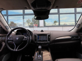 Maserati Levante 3.8 V8 Bi-Turbo 580  occasion  Beaupuy - photo n3
