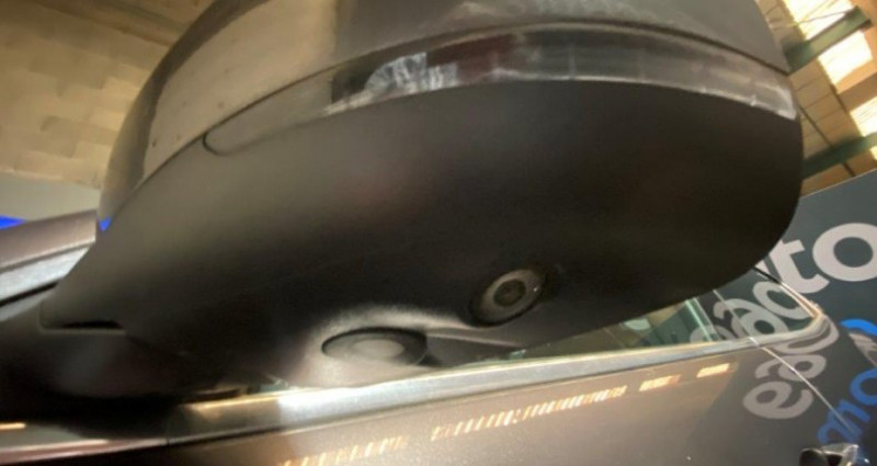 Maserati Levante S 3.0 V6 Bi-Turbo 430 SQ4 2017 - photo n°6 Maserati Levante S 3.0 V6 Bi-Turbo 430 SQ4  occasion à LA TOUR DE SALVAGNY - photo n°6