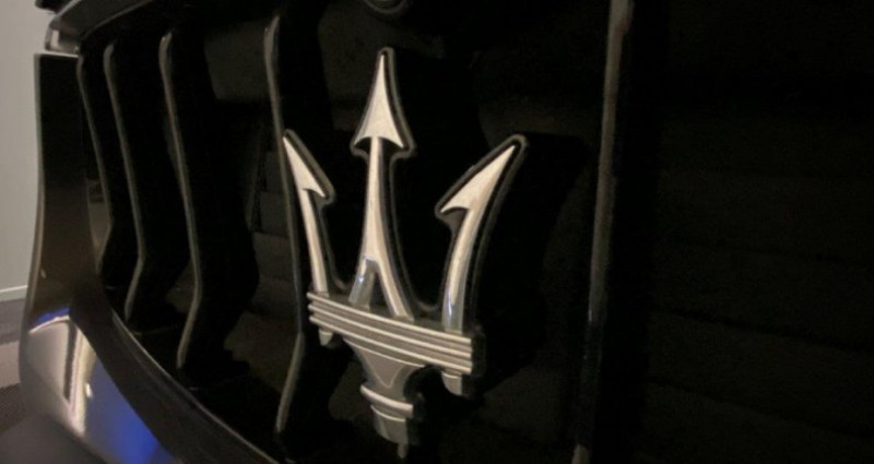 Maserati Levante S 3.0 V6 Bi-Turbo 430 SQ4 2017 - photo n°3 Maserati Levante S 3.0 V6 Bi-Turbo 430 SQ4  occasion à LA TOUR DE SALVAGNY - photo n°3